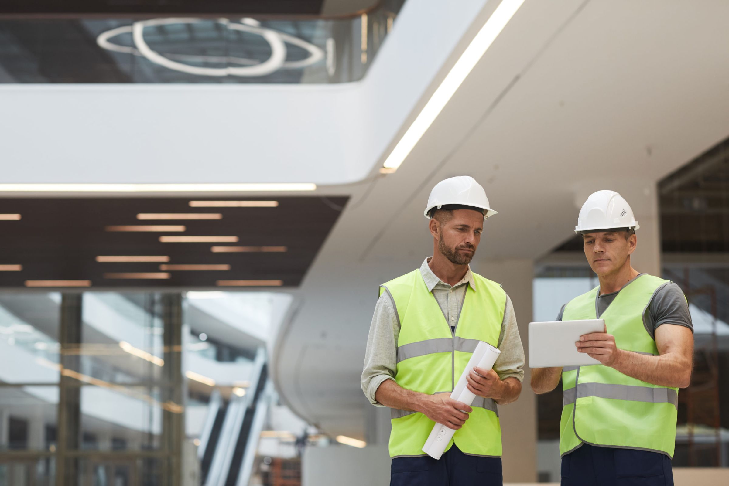 ¿Cuándo podré utilizar mi casco de trabajo o de la moto tras un trasplante de pelo?